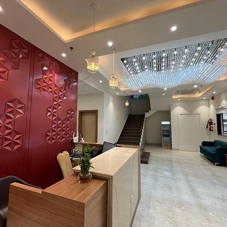 Hotel Satsang Grand فاراناسي المظهر الخارجي الصورة